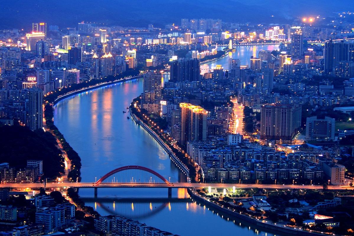 韶关,历史文化与现代风貌并存的城市之光 韶关,历史文化与现代风貌并存的城市之光 搜狗优化